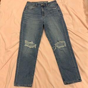 American Eagle Mom Jean